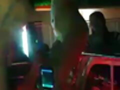 Ragazza nuda tette e culo sexy ex cazzo succhia