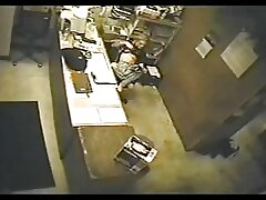 Gli amanti del all'aperto pompino e congelamento Lampeggiatore goldas esibizionista sesso orale video sexy donne